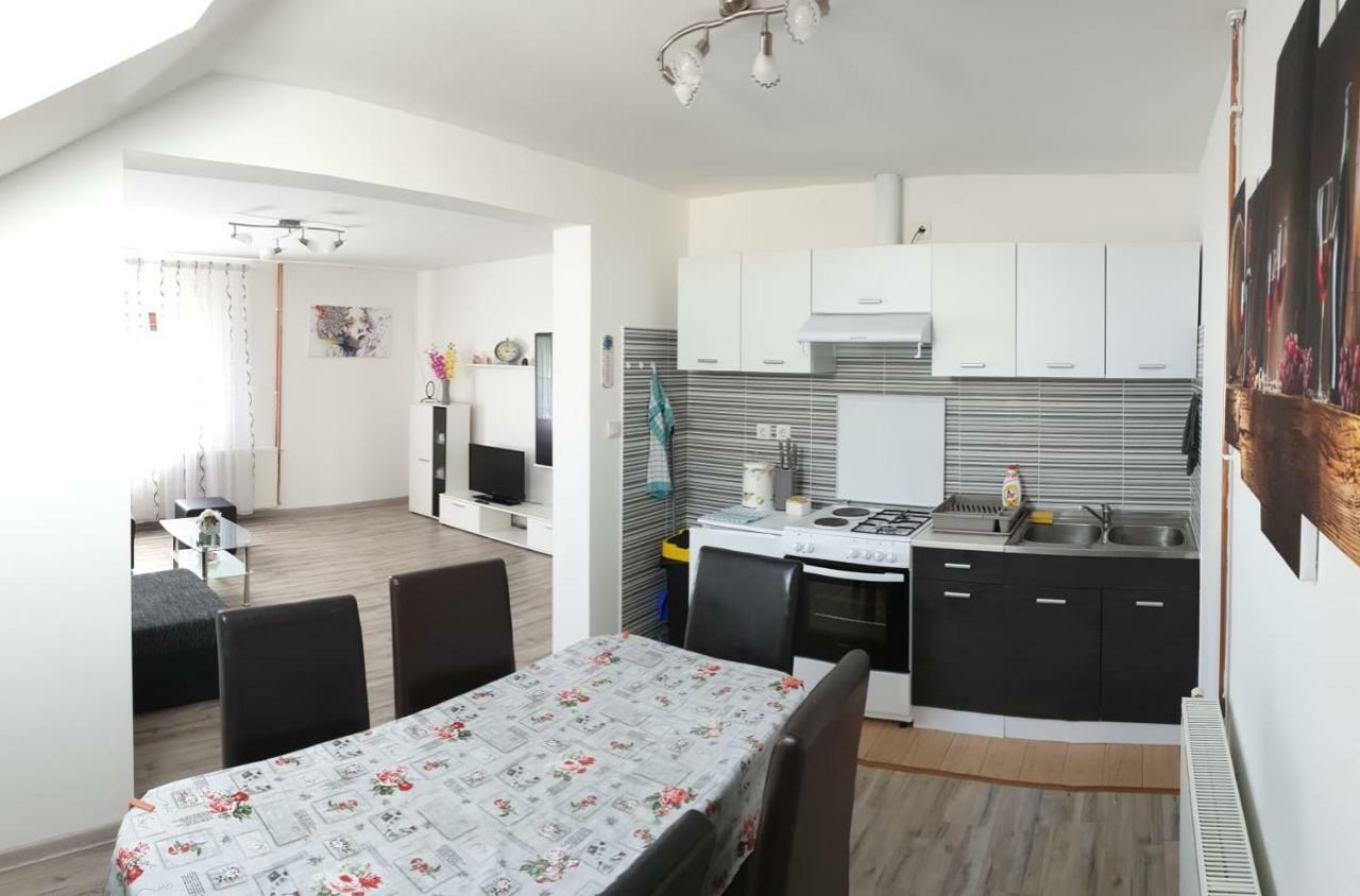 Apartman Majetic Otočac Dış mekan fotoğraf
