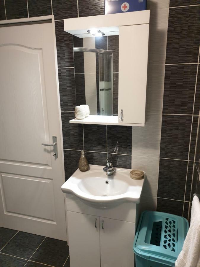Apartman Majetic Otočac Dış mekan fotoğraf